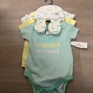 Little Beginnings Mint and Yellow Baby Bodysuit Set